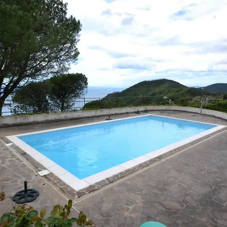 Total Relax By World By Interhome